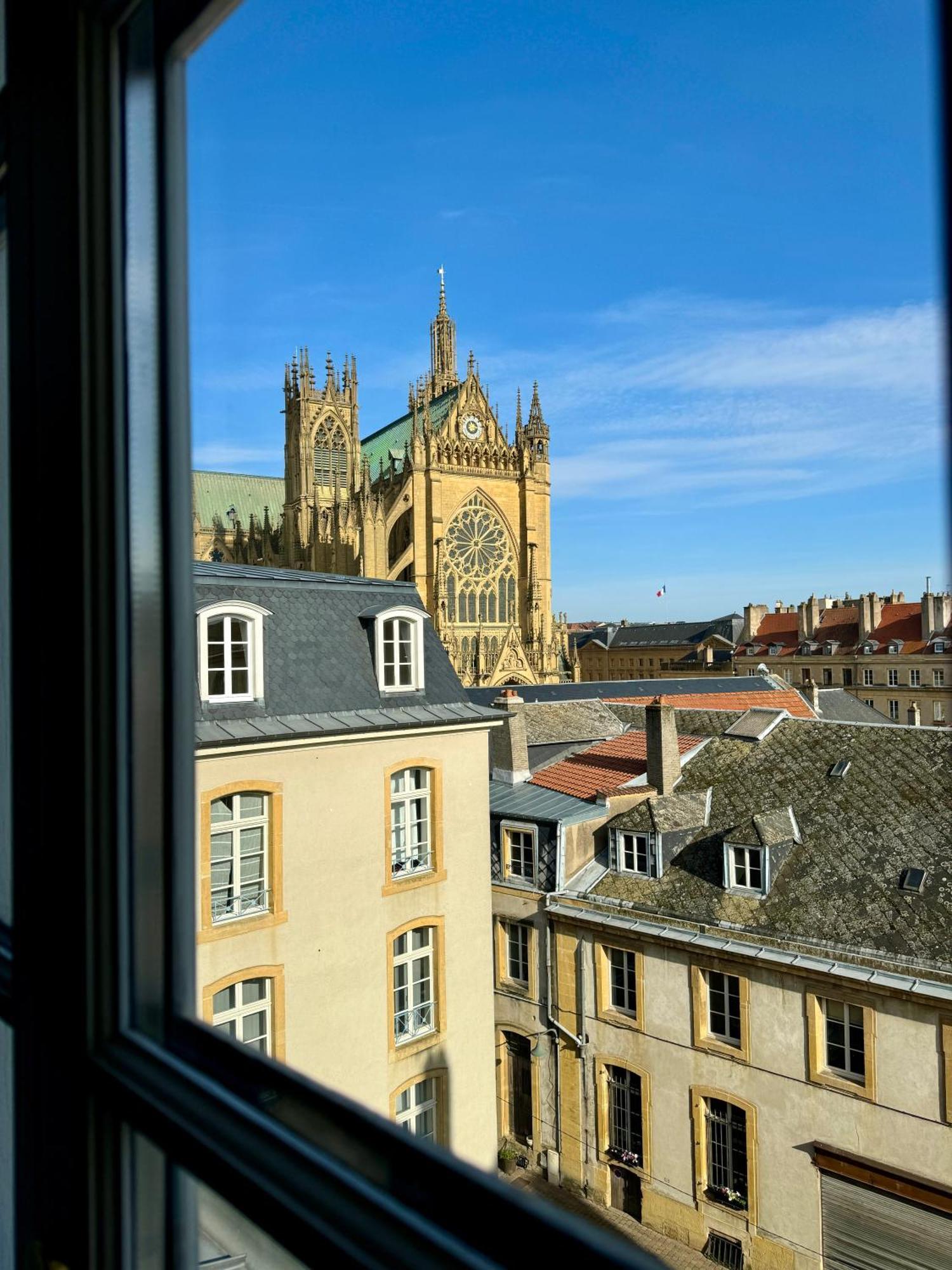 Grand Appartement De Standing - Metz Centre - Vue Cathedrale - 75M2 Exterior foto